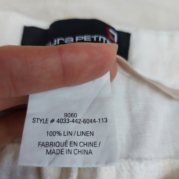 Laura Petites 100% Linen Capris - Picture 12 of 12